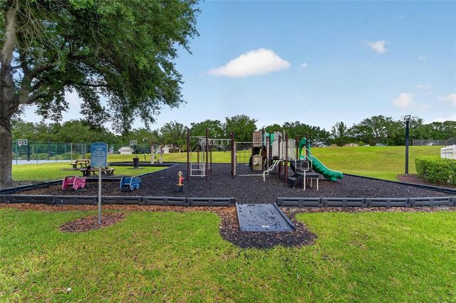 618 SOMERSTONE DRIVE, Valrico, FL 33594