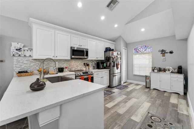 618 SOMERSTONE DRIVE, Valrico, FL 33594