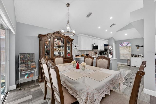 618 SOMERSTONE DRIVE, Valrico, FL 33594