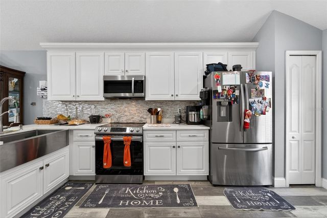 618 SOMERSTONE DRIVE, Valrico, FL 33594