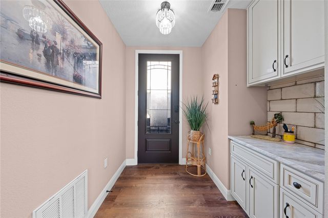 2245 BRONCO DR., St Cloud, FL 34771