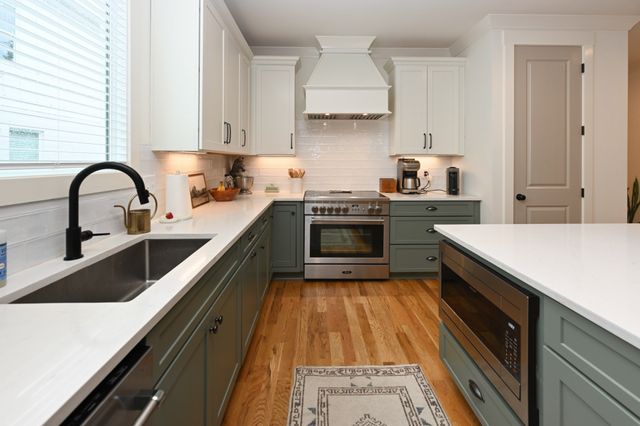 405B S 10th St, Nashville, TN 37206