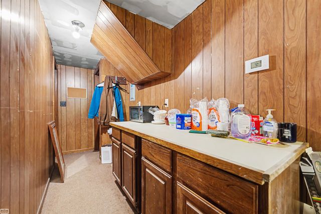 14701 Harper Avenue, Detroit, MI 48224