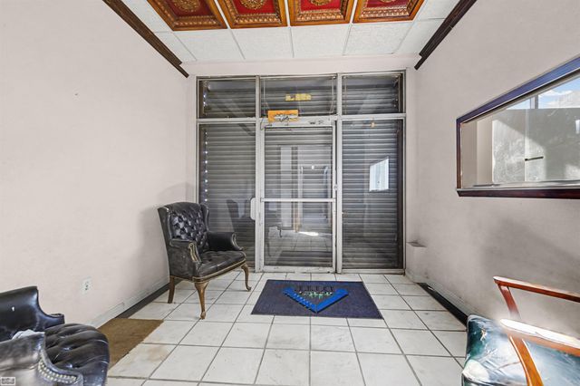 14701 Harper Avenue, Detroit, MI 48224