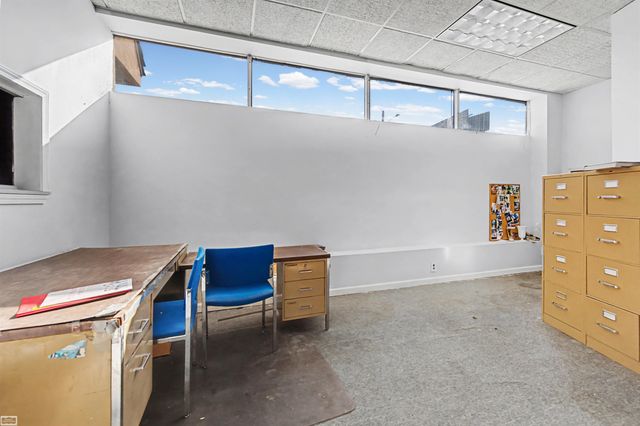 14701 Harper Avenue, Detroit, MI 48224