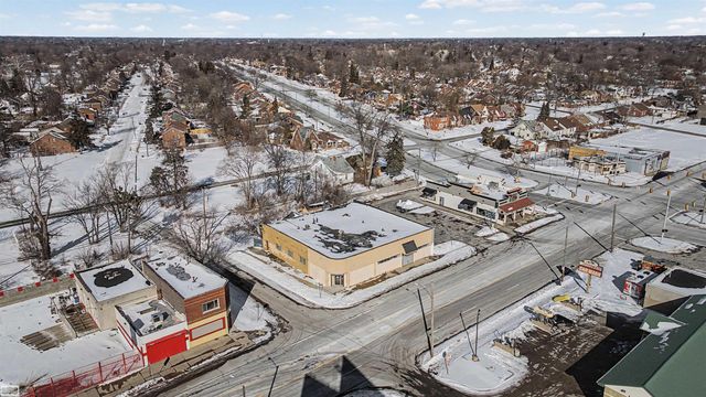 14701 Harper Avenue, Detroit, MI 48224