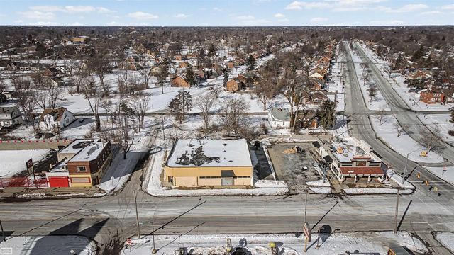 14701 Harper Avenue, Detroit, MI 48224