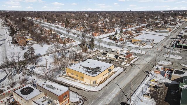 14701 Harper Avenue, Detroit, MI 48224