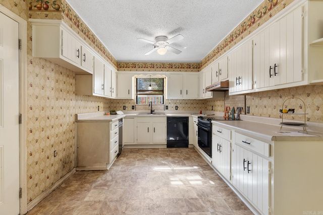 7714 Standish Road, Little Rock, AR 72204