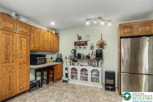20 Serfass Lane, Lower Towamensing Tp, PA 18071