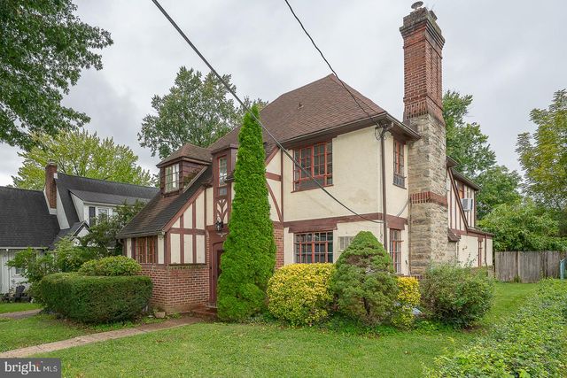 99 W GREENWOOD AVE, Lansdowne, PA 19050