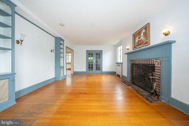 99 W GREENWOOD AVE, Lansdowne, PA 19050