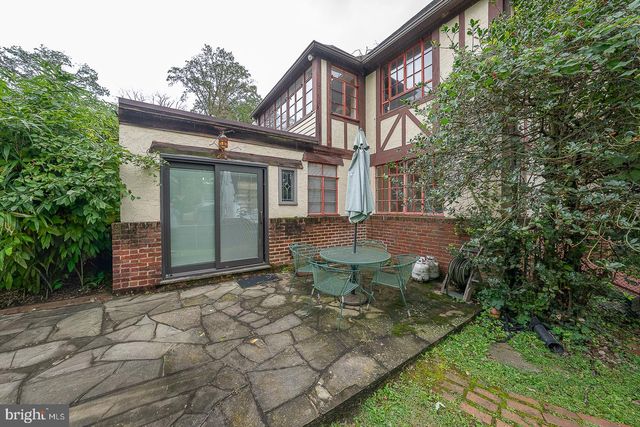 99 W GREENWOOD AVE, Lansdowne, PA 19050
