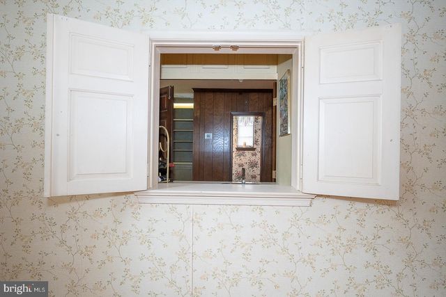 99 W GREENWOOD AVE, Lansdowne, PA 19050