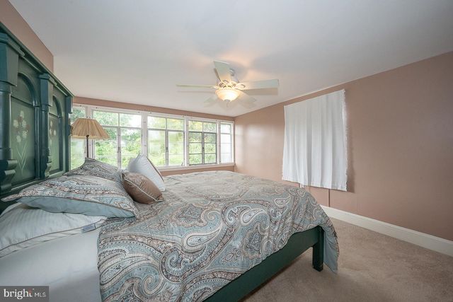 99 W GREENWOOD AVE, Lansdowne, PA 19050