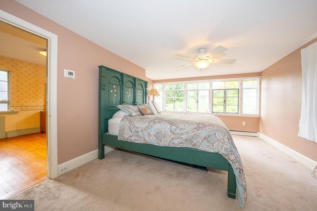 99 W GREENWOOD AVE, Lansdowne, PA 19050