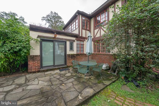 99 W GREENWOOD AVE, Lansdowne, PA 19050