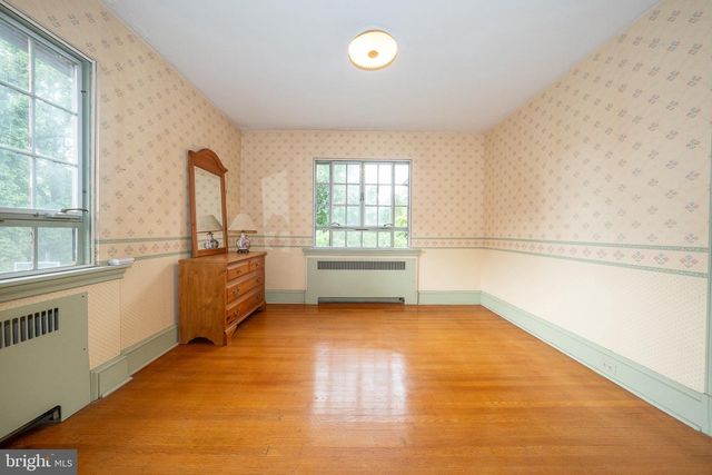 99 W GREENWOOD AVE, Lansdowne, PA 19050