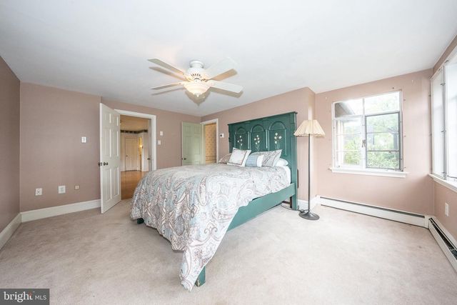 99 W GREENWOOD AVE, Lansdowne, PA 19050