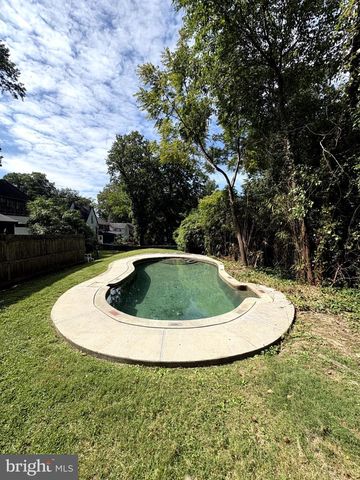 99 W GREENWOOD AVE, Lansdowne, PA 19050