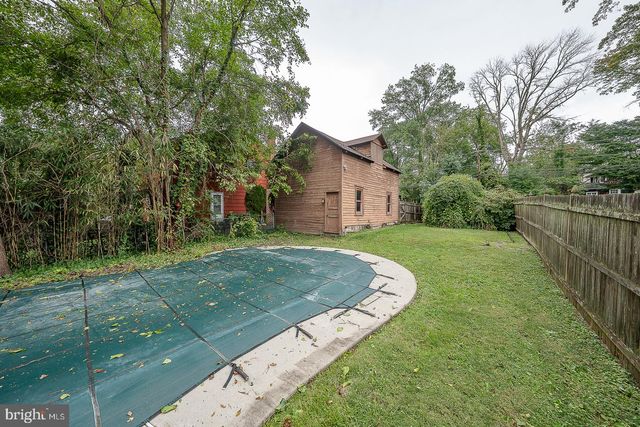 99 W GREENWOOD AVE, Lansdowne, PA 19050