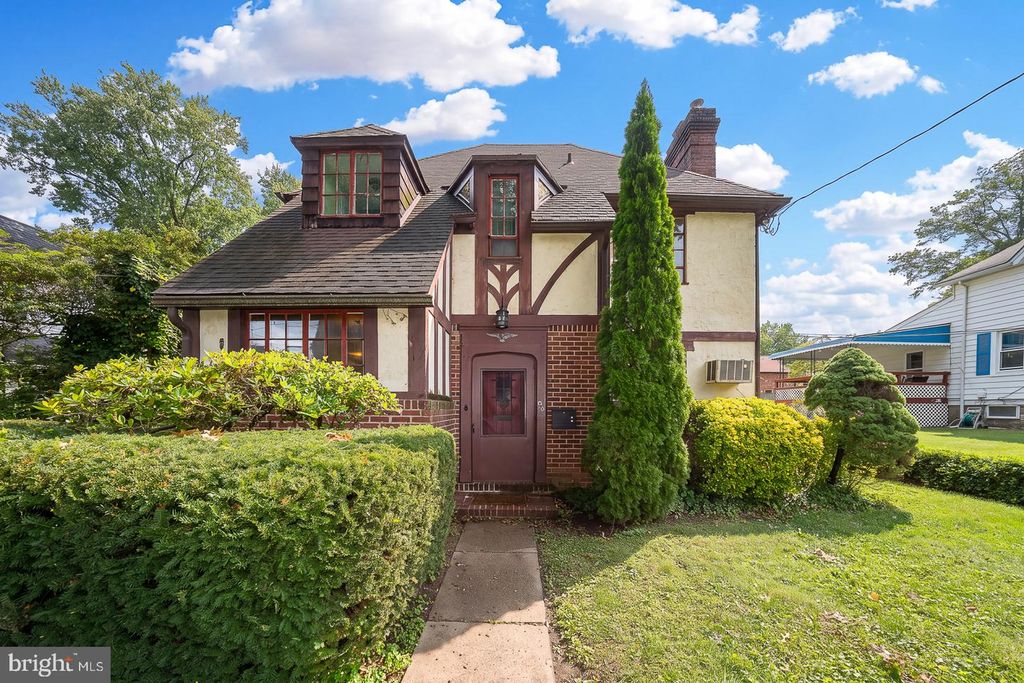 99 W GREENWOOD AVE, Lansdowne, PA 19050 — exterior