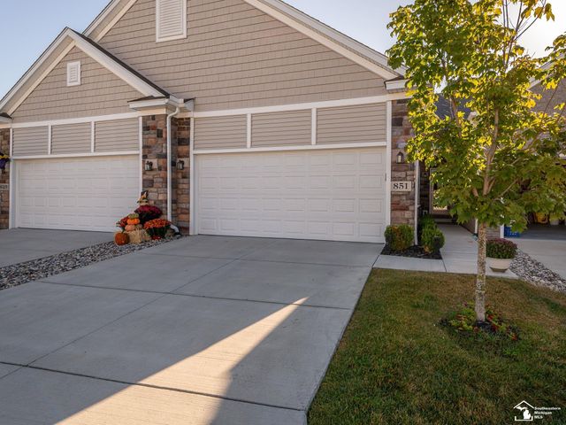 851 Plum Village Drive, Raisinville Twp, MI 48161