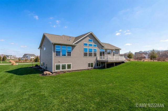 3822 Cherry Blossom Drive, Ada, MI 49301
