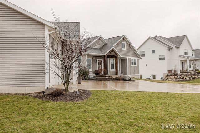 3822 Cherry Blossom Drive, Ada, MI 49301