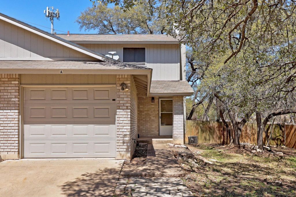 9024 Sawtooth LN A, Austin, TX 78729
