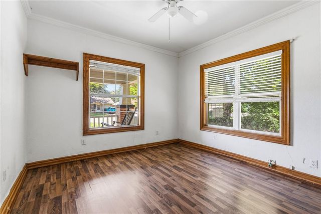 407 W 1st Street, Edmond, OK 73003