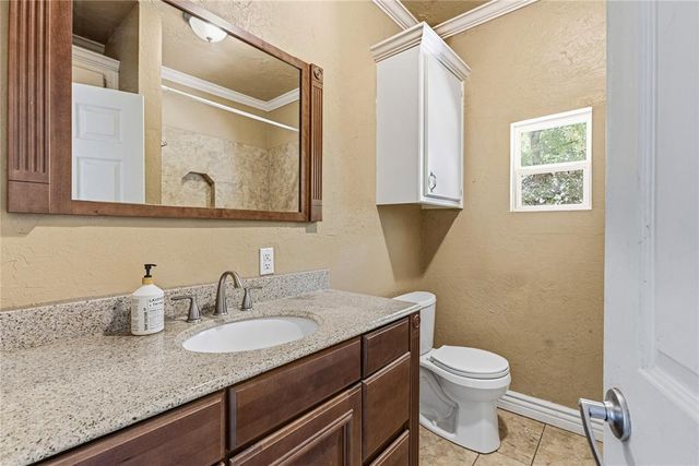 407 W 1st Street, Edmond, OK 73003
