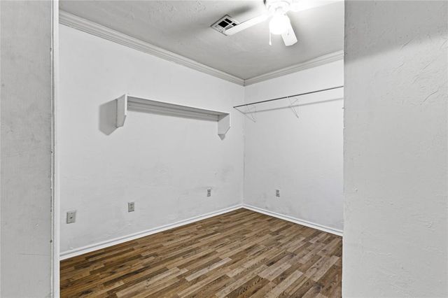 407 W 1st Street, Edmond, OK 73003