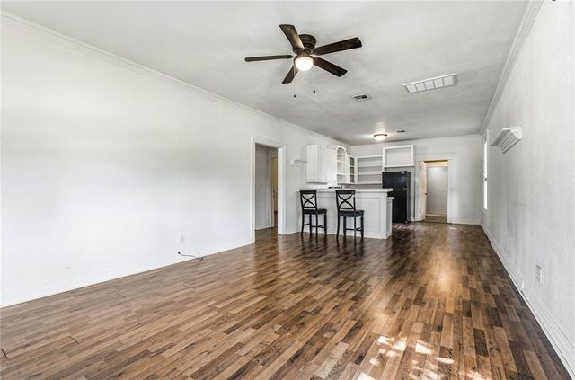 407 W 1st Street, Edmond, OK 73003