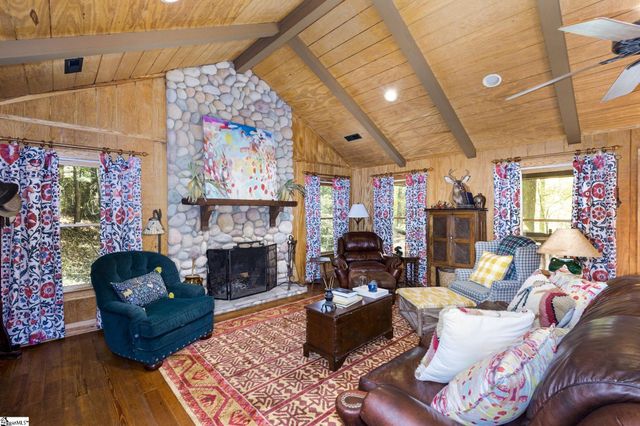 118 Tuscany Way, Greer, SC 29650