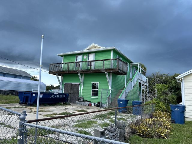 165 Lewis Street, Edgewater, FL 32141