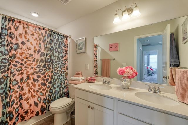 454 Grantham Court, Spartanburg, SC 29303