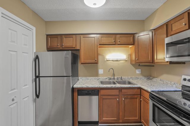 1889 Slaton Court, Columbus, OH 43235