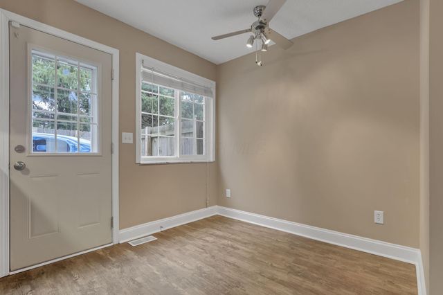 1889 Slaton Court, Columbus, OH 43235