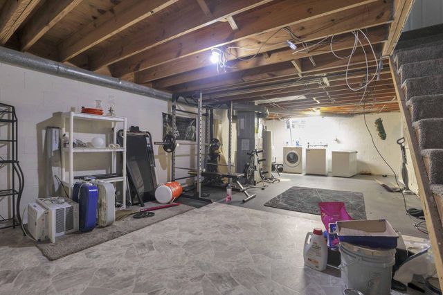 1889 Slaton Court, Columbus, OH 43235