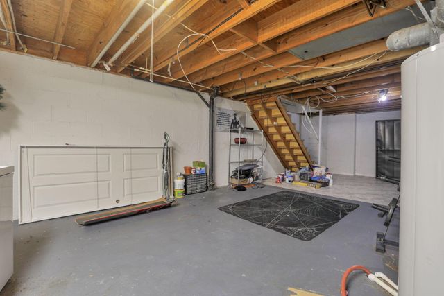 1889 Slaton Court, Columbus, OH 43235