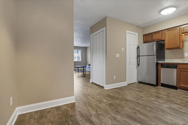 1889 Slaton Court, Columbus, OH 43235