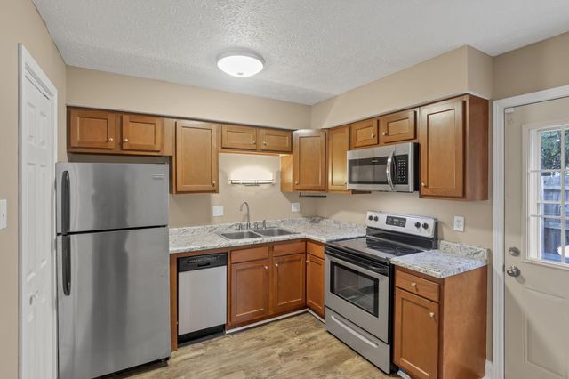 1889 Slaton Court, Columbus, OH 43235