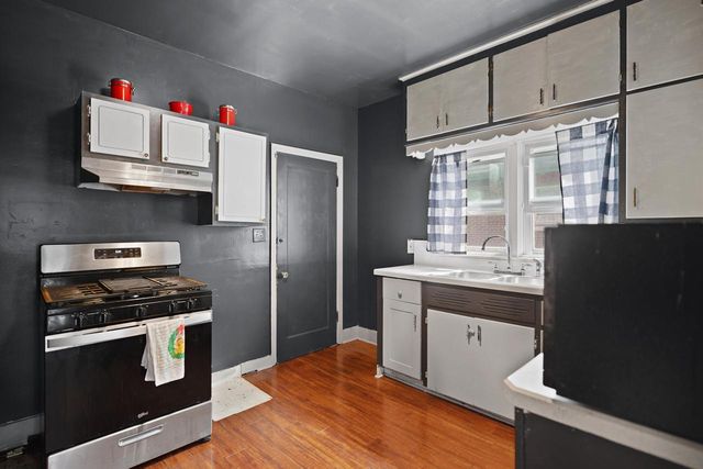 3806 Washington AVENUE, Racine, WI 53405