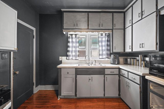 3806 Washington AVENUE, Racine, WI 53405