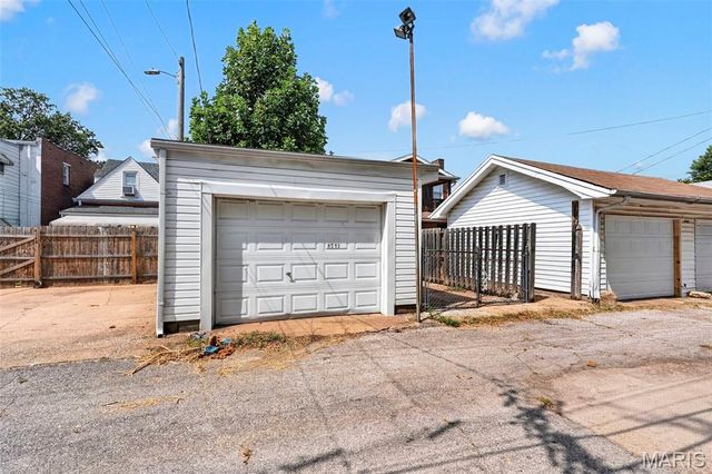 4546 Varrelmann Avenue, St Louis, MO 63116