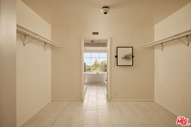 949 N Norman Place, Los Angeles, CA 90049