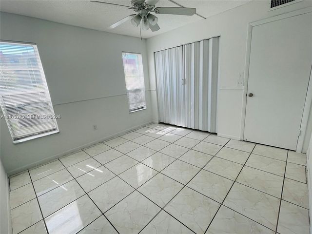 2800 NW 56th Ave G207, Lauderhill, FL 33313