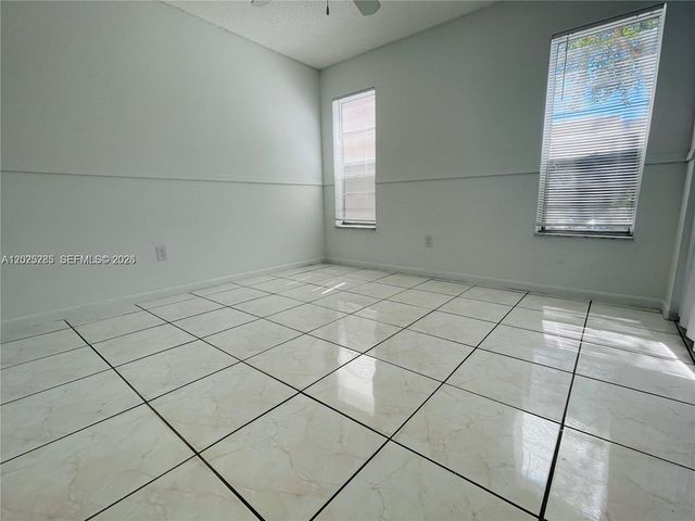 2800 NW 56th Ave G207, Lauderhill, FL 33313
