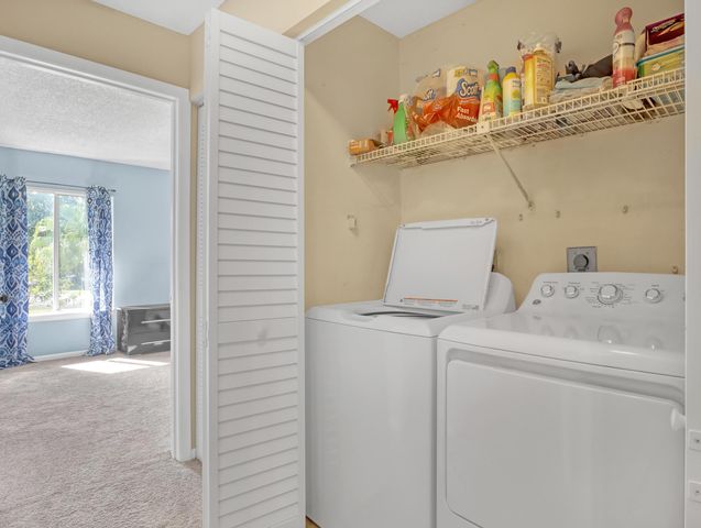 6552 Chasewood Drive H, Jupiter, FL 33458